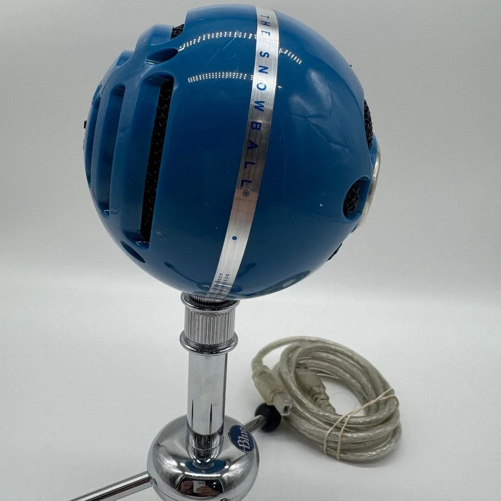 Blue Microphones Snowball USB Condenser Microphone Blue with Tripod Stand Cable